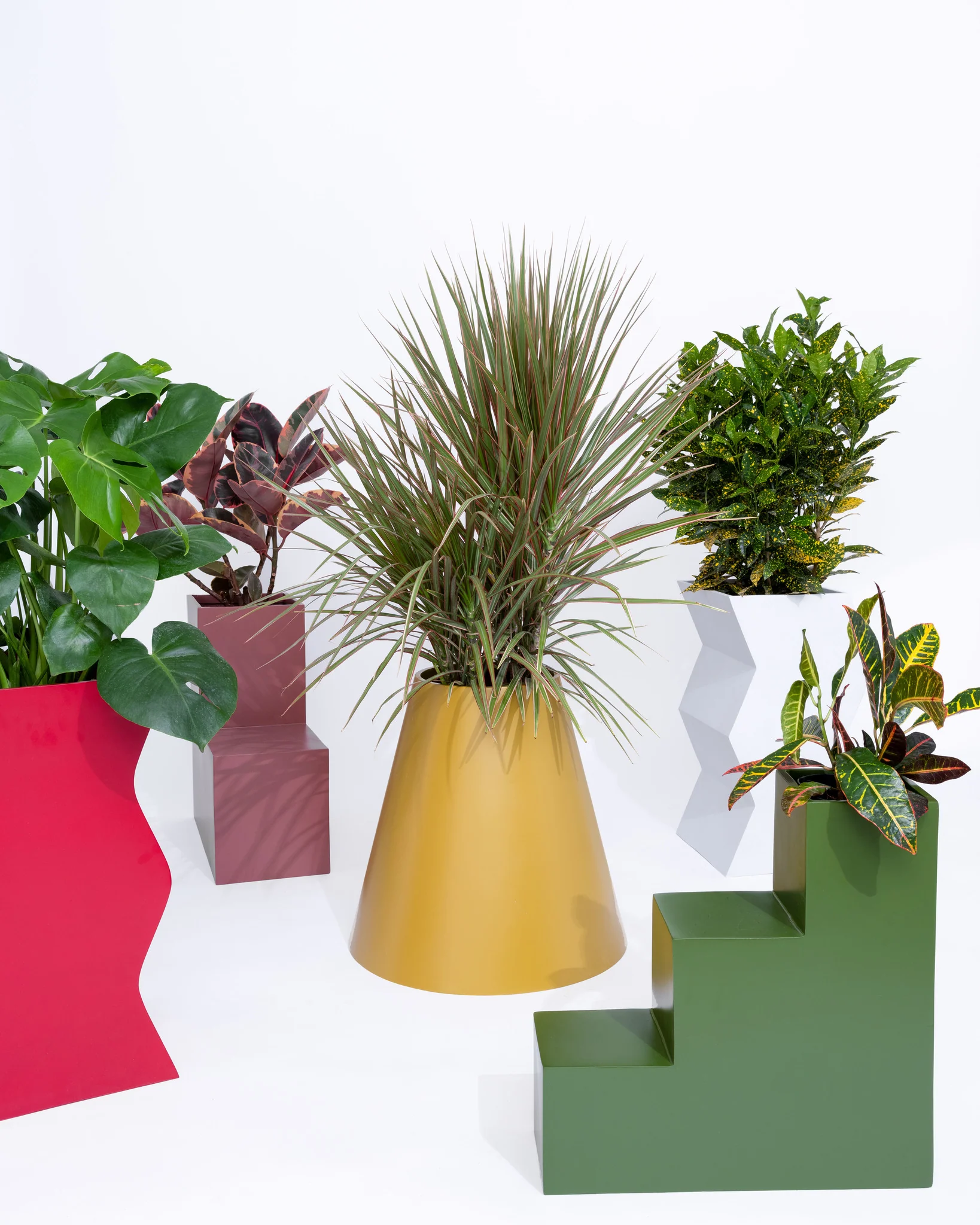 Zig-Zag Planter - Image 4
